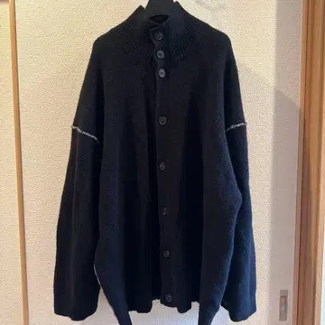 dulcamara 22aw 핸드 스티치 모헤어 가디건