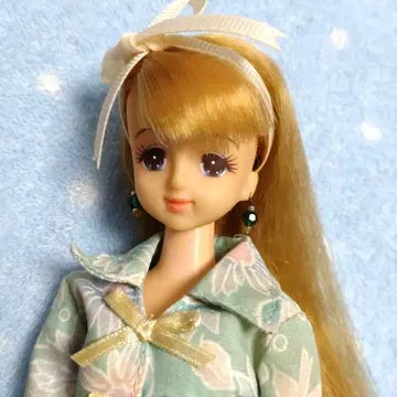 제니 인형 의류 포함