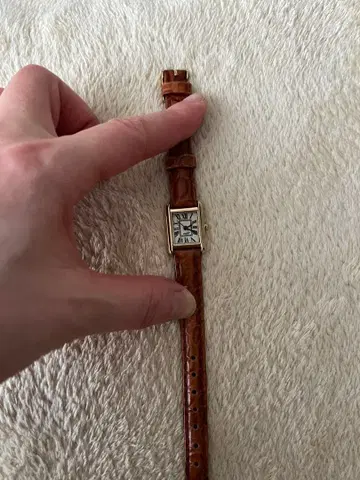 VIDA + 가죽 시계 브라운