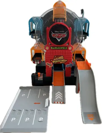 [ TOMICA ] 카즈 곤돌라 주차장 세트