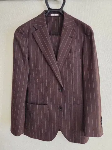 브라운 스트라이프 비즈니스 정장 A5