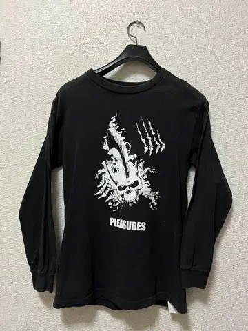 플레저 x 엑스라지 긴팔 티셔츠 /S 블랙 스컬 본 블랙