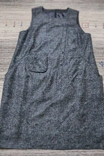 센소유니코 tb 트위드풍 슬리브리스 원피스