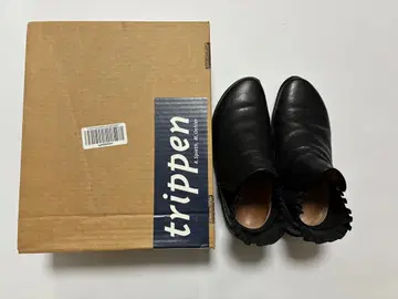 trippen 블랙 가죽 숏부츠