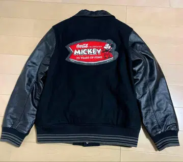 새상품급! 꼼사데모드 가죽 암 바시티 자켓 미키 코카콜라 블랙