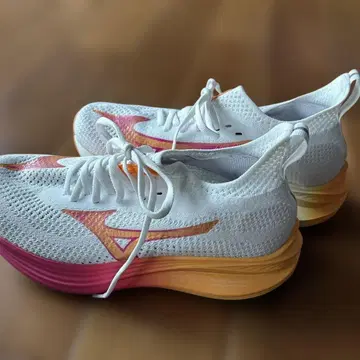 Mizuno 네오젠 러닝화 26cm