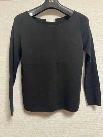 TOMORROWLAND 블랙 긴팔 니트