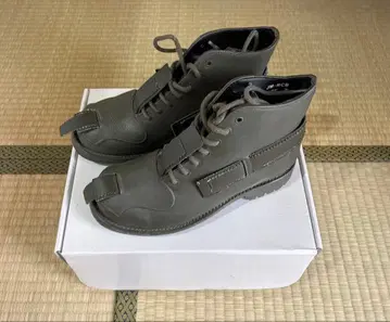 JOHN MOORE Rubber Combat Boots