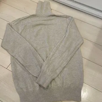 터틀넥 울 스웨터 상의