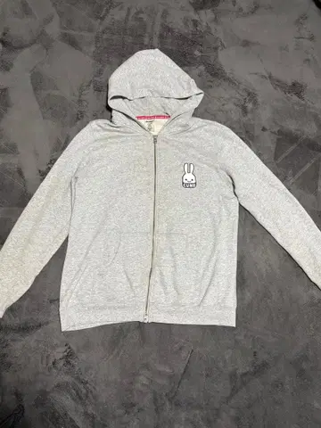 CUNE 지퍼 후드티