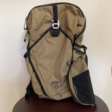 퍼고웍스 BUDDY 22 백팩 + 스냅 세트 다크 베이지