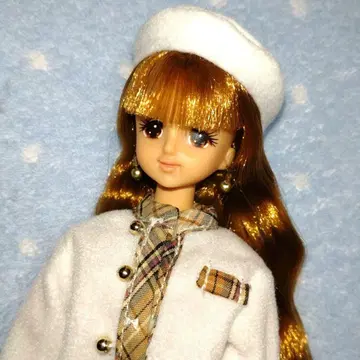 제니 인형 의류 포함