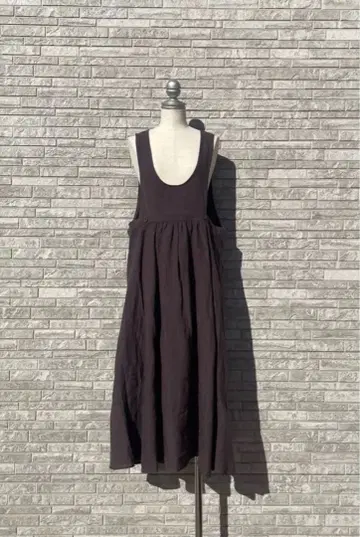 루미네 타치카와점 한정 상품 복각 린넨 에이프런 원피스 차콜