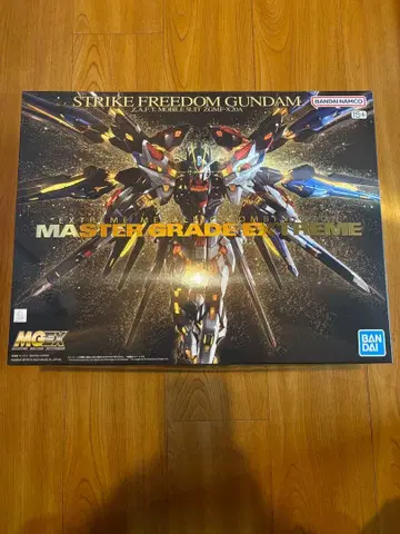 MGEX 1/100 스트라이크 프리덤 건담 건담 SEED 새상품