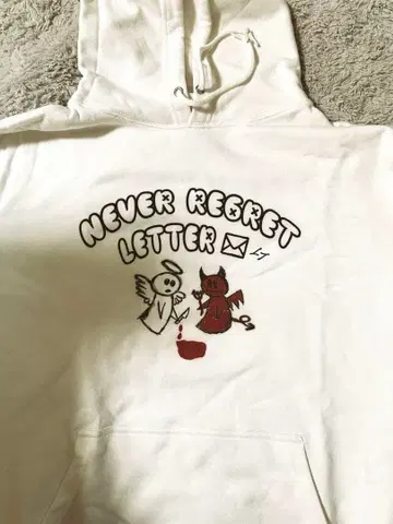 타구치 타츠야 편지 후드티 화이트