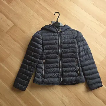 MONCLER 네이비 다운 자켓 택 포함 새상품 12A