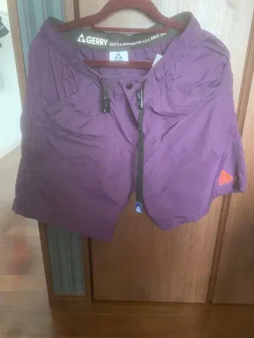 GERRY 보라색 숏팬츠 허리 조절 가능