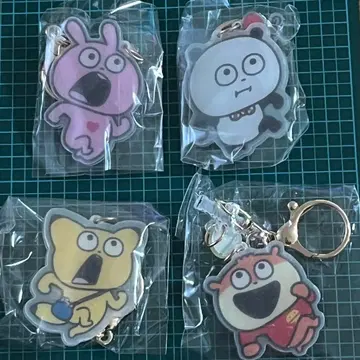 스튜디오 UG 달리기! 흔들흔들 3연 키링 4개 세트