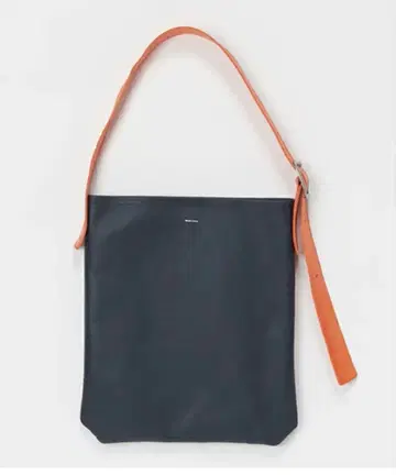 Hender Scheme (핸더 스킴) 가죽 백