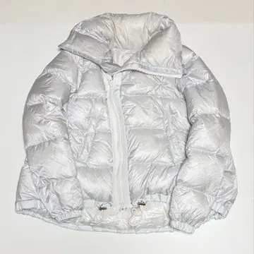 사카이 숏 다운 화이트 하이넥 스테디셀러 다운 자켓