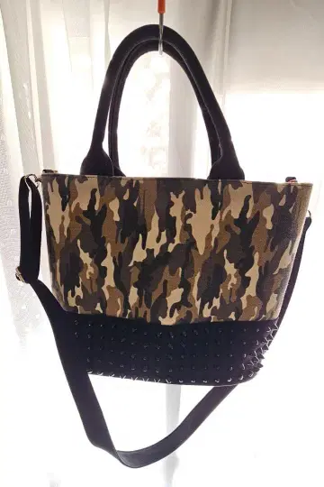 DIAVEL 카모 패턴 백