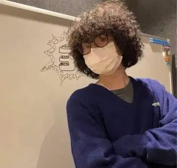 스다 마사키 착용 JCPenney The Fox Sweater L 네이비