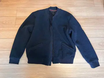 타미힐피거 보아 플리스 자켓 거의 새상품입니다!