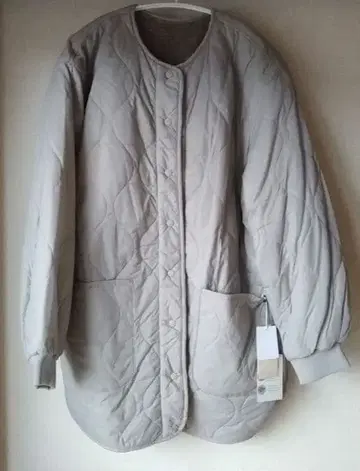 택 포함 미사용 새상품 스튜디오 클립 리버서블 퀼트 코트