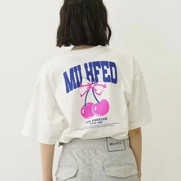 CHERRY AND RIBBON WIDE S/S TEE MILKFED.