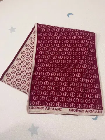 조르지오 아르마니 로고 머플러 보르도