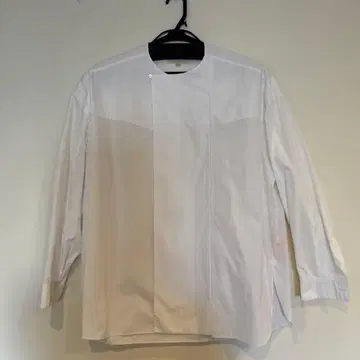 Drawer 화이트 긴팔 셔츠 M 사이즈