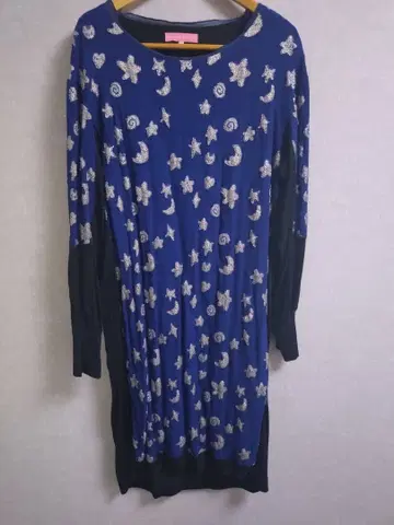 츠모리치사토 원피스 별 달 하트 라메 새상품급