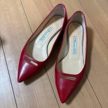 PELLICO 레드 스틸레토 플랫슈즈