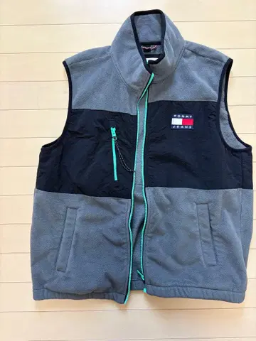 TOMMY 플리스 베스트 그레이/블랙