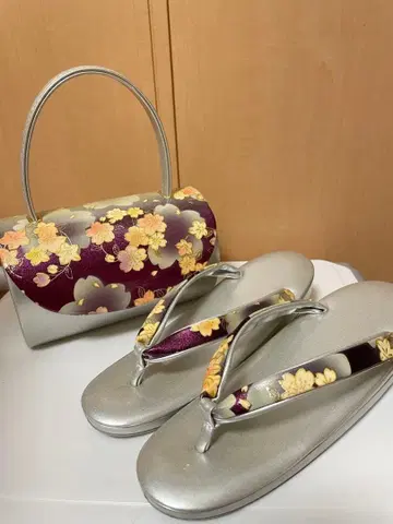 조리와 꽃무늬 핸드백 세트