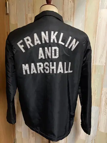 FRANKLIN AND MARSHALL 블랙 자켓