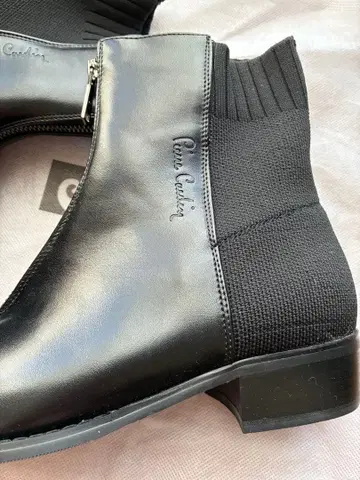 피에르 가르뎅 블랙 숏부츠