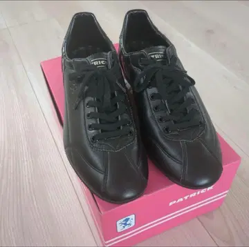 패트릭 스니커즈 다치아 사이즈 43