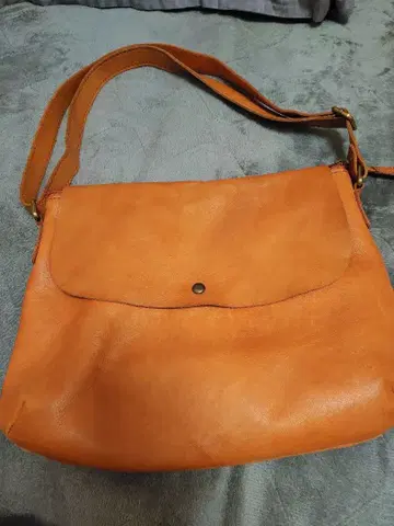 [ 페스티벌 ] 가죽 숄더 백