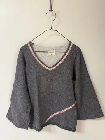 [ seesway feelie ] sweat 티셔츠