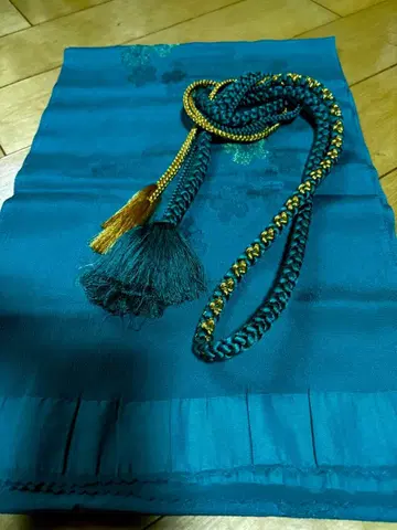 허리띠 그린 후리소데 성인식