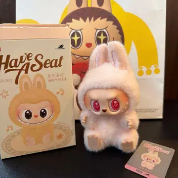 POP MART THE MONSTERS Have a Seat 러브브