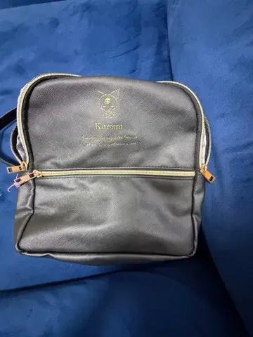 쿠로미 백팩