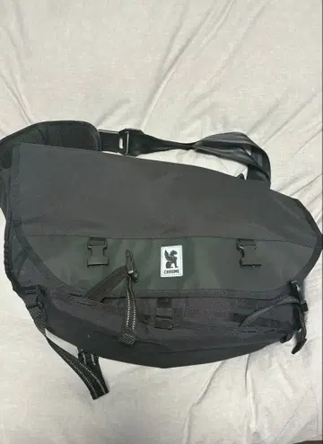 [ 새상품급 ] 메신저 백 CTZ/씨티제트 24L 방수