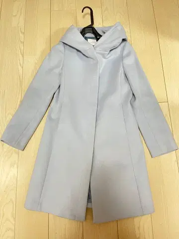 유나이티드 애로우즈 그린 라벨 릴랙싱 스카이블루 후드 부착 롱 코트