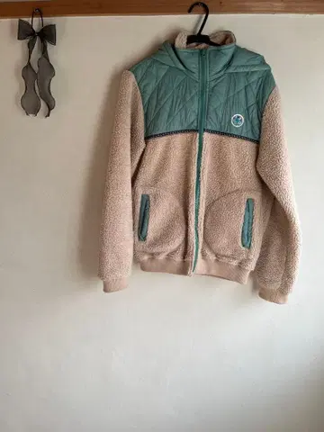 TITICACA 플리스 자켓 베이지 민트