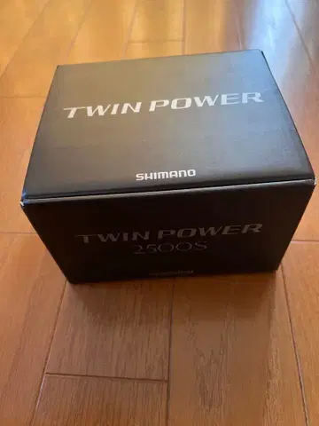 [ 미사용 새상품 ] 시마노 SHIMANO TWIN POWER 2500S