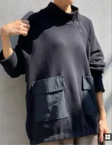 비어즐리 새상품급 쭈리 지퍼 블랙 맨투맨 FREE SIZE