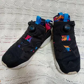 Reebok 인스타펌프 퓨리 블랙