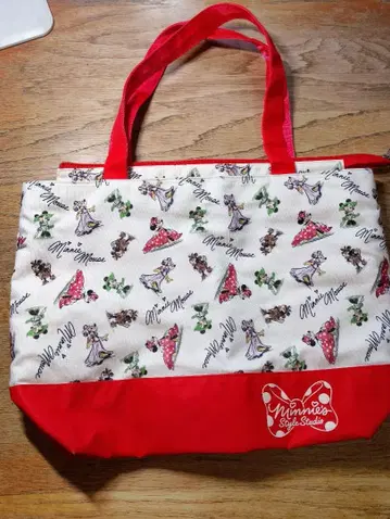 Minnie's Style Studio 토트백 디즈니